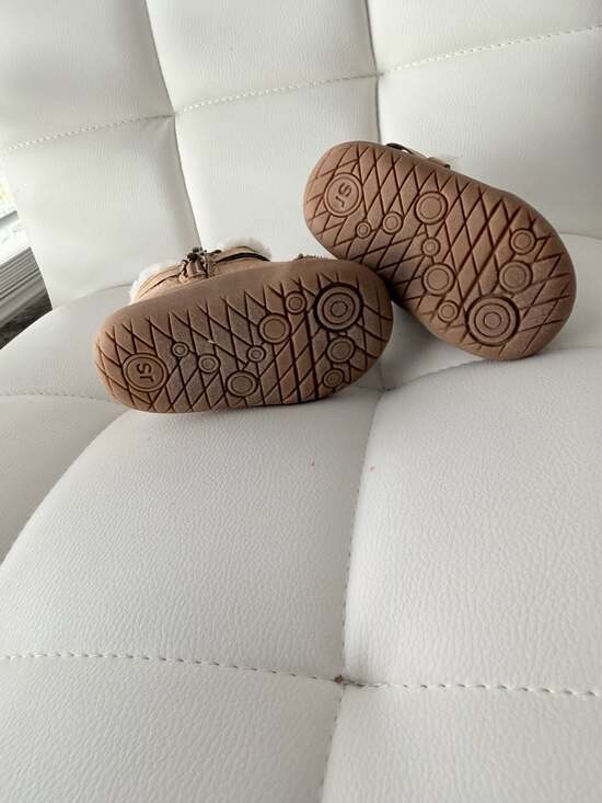 Stride Rite - Picture 8 of 8